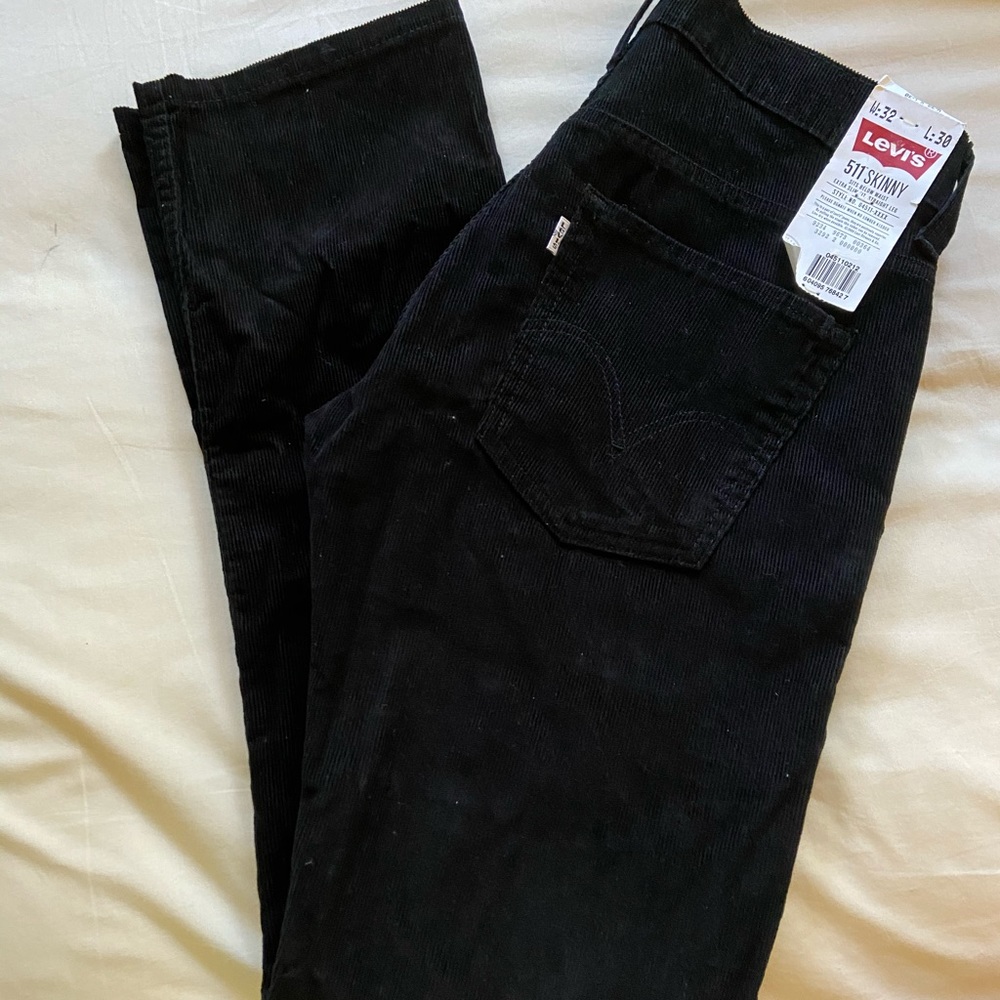 Corduroy Levi’s : )